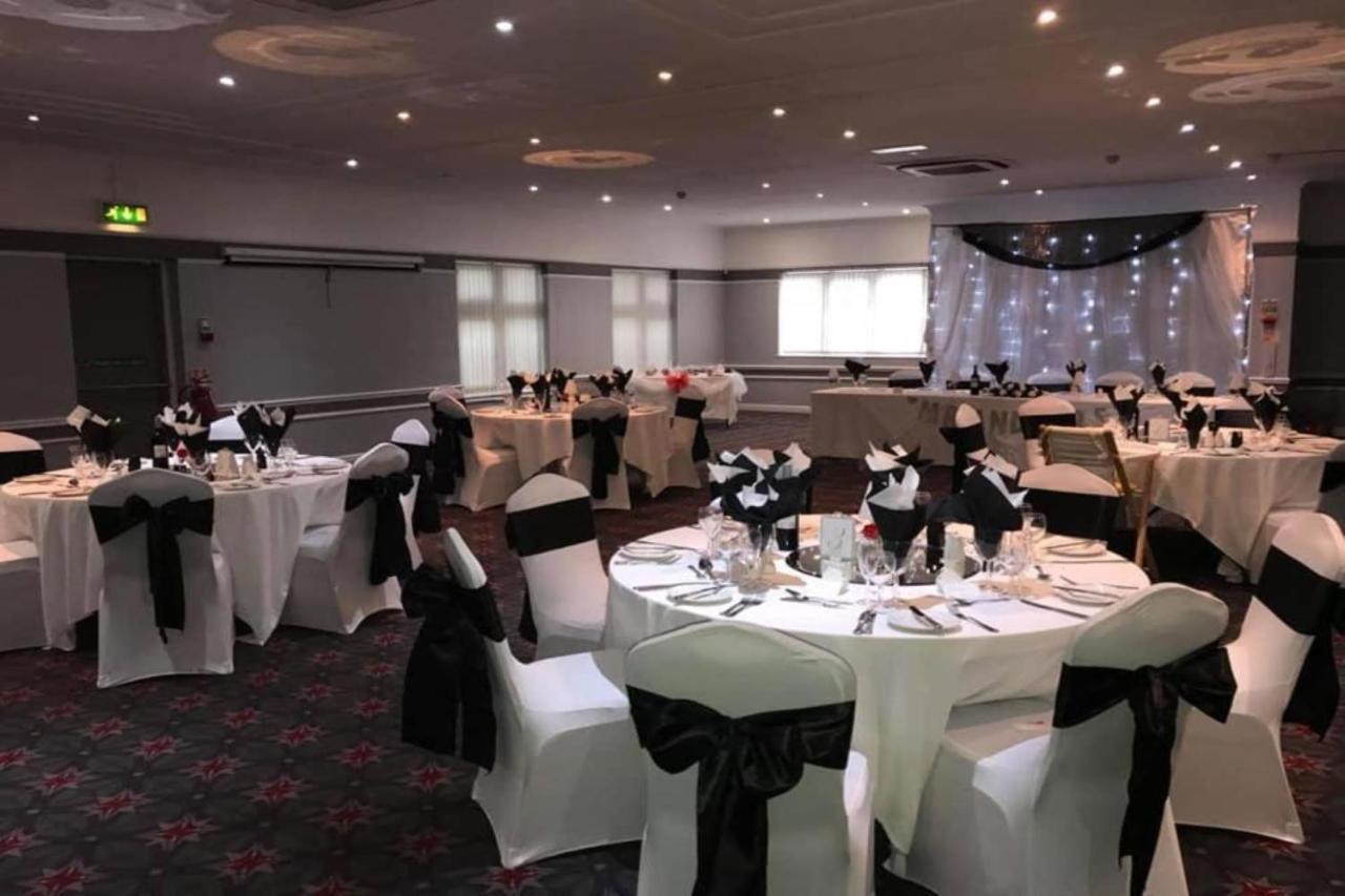 Broadfield Park Hotel Rochdale Exterior foto